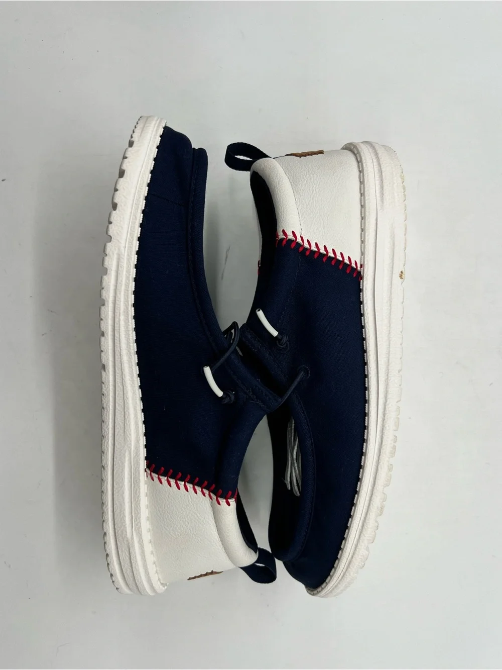 Rare Hey Dude Wally Men's Sz 9 Blue White Funk MLB Yankees Slip On Shoes.